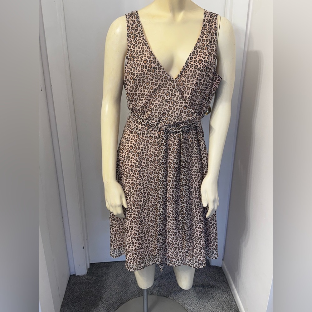 And eawy animal print dress. Size L.